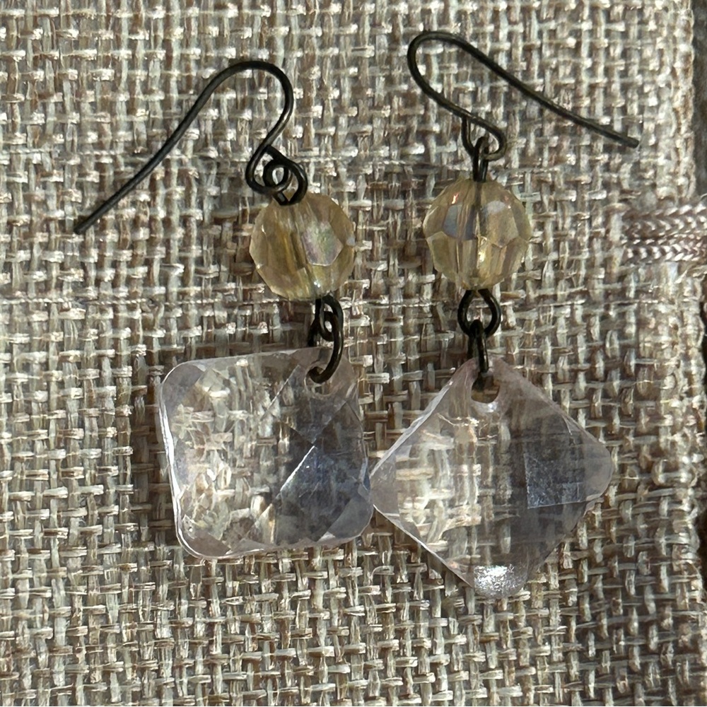 Vintage Elegant Crystal Drop Earrings super lightweight